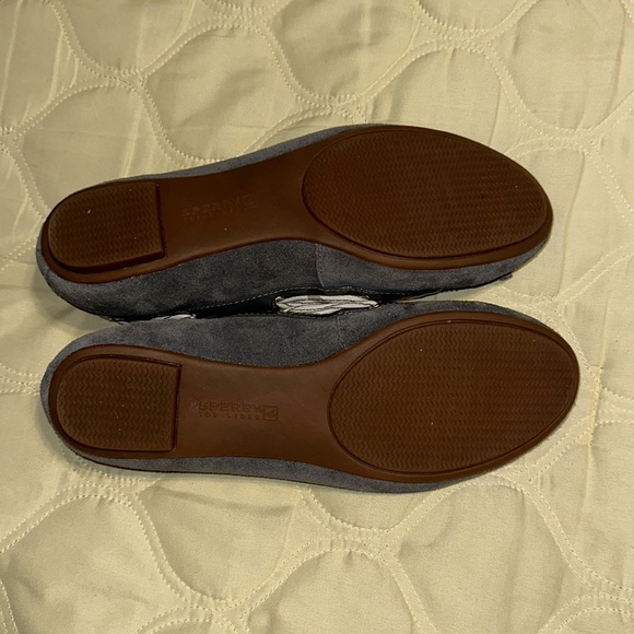 SPERRY Sport Gray Leather Suede Flats with Bows SZ 10 - Picture 5 of 7